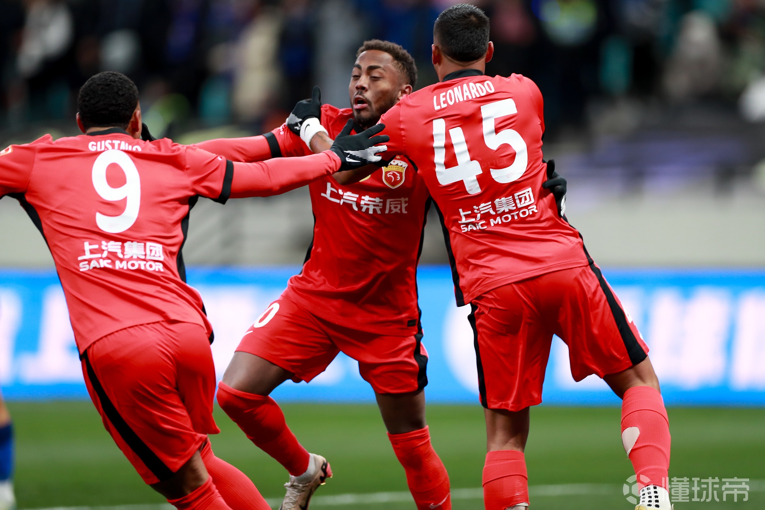 已经让球迷 已经让球迷