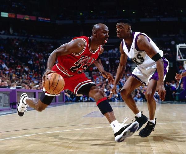 有着异曲同 有着异曲同